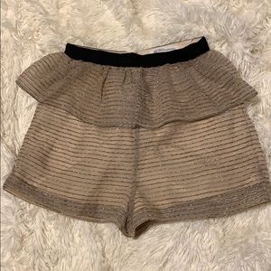 BCBG GENERATION beige peplum shorts